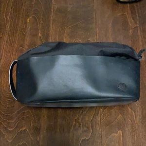Lululemon toiletry bag
